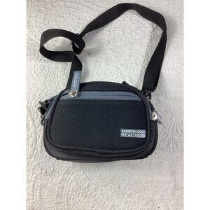 Kenneth Cole Reaction Black Mini Crossbody Camera Bag*Many Zip Pockets*EUC